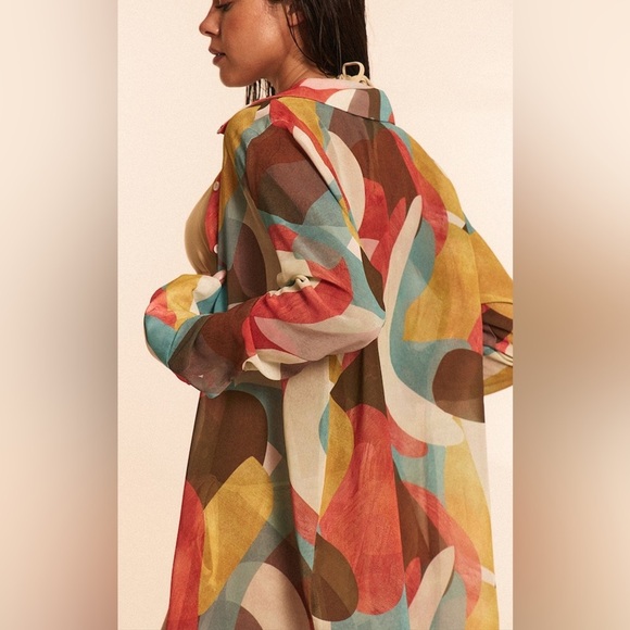 Pretty Little Thing | Multi Abstract Printed Oversized Button Up Blouse Size 4 - Picture 1 of 16